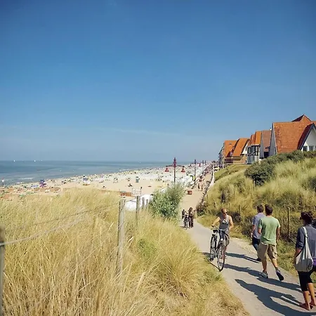 Modern Flat By The Dunes *